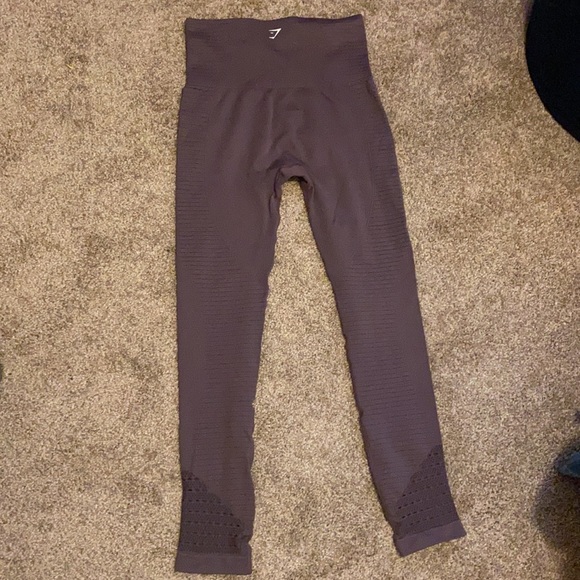 Purple gymshark seamless leggings - Picture 2 of 3